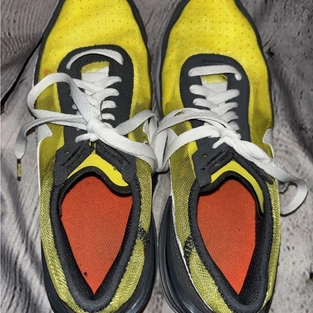Nike Waffle One Big Kids Suede Sz 7Y Yellow Black And White “Go The Extra Smile”